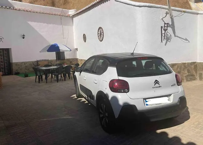 Casa Cueva Rural Estacion De Holiday home