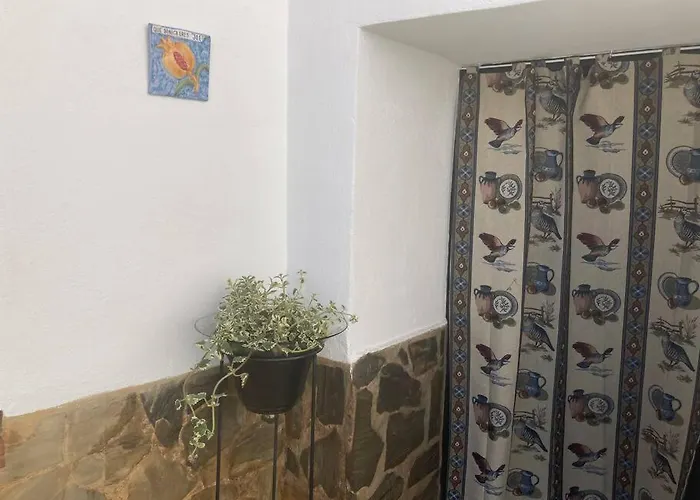 Casa Cueva Rural Estacion De Holiday home *