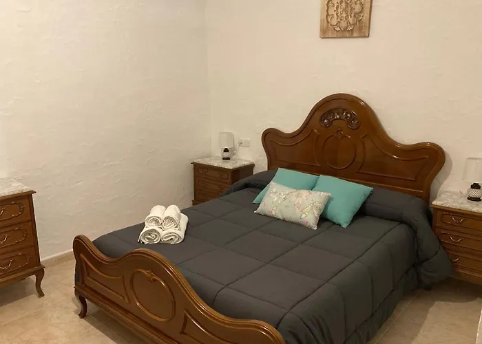 Holiday home Casa Cueva Rural Estacion De